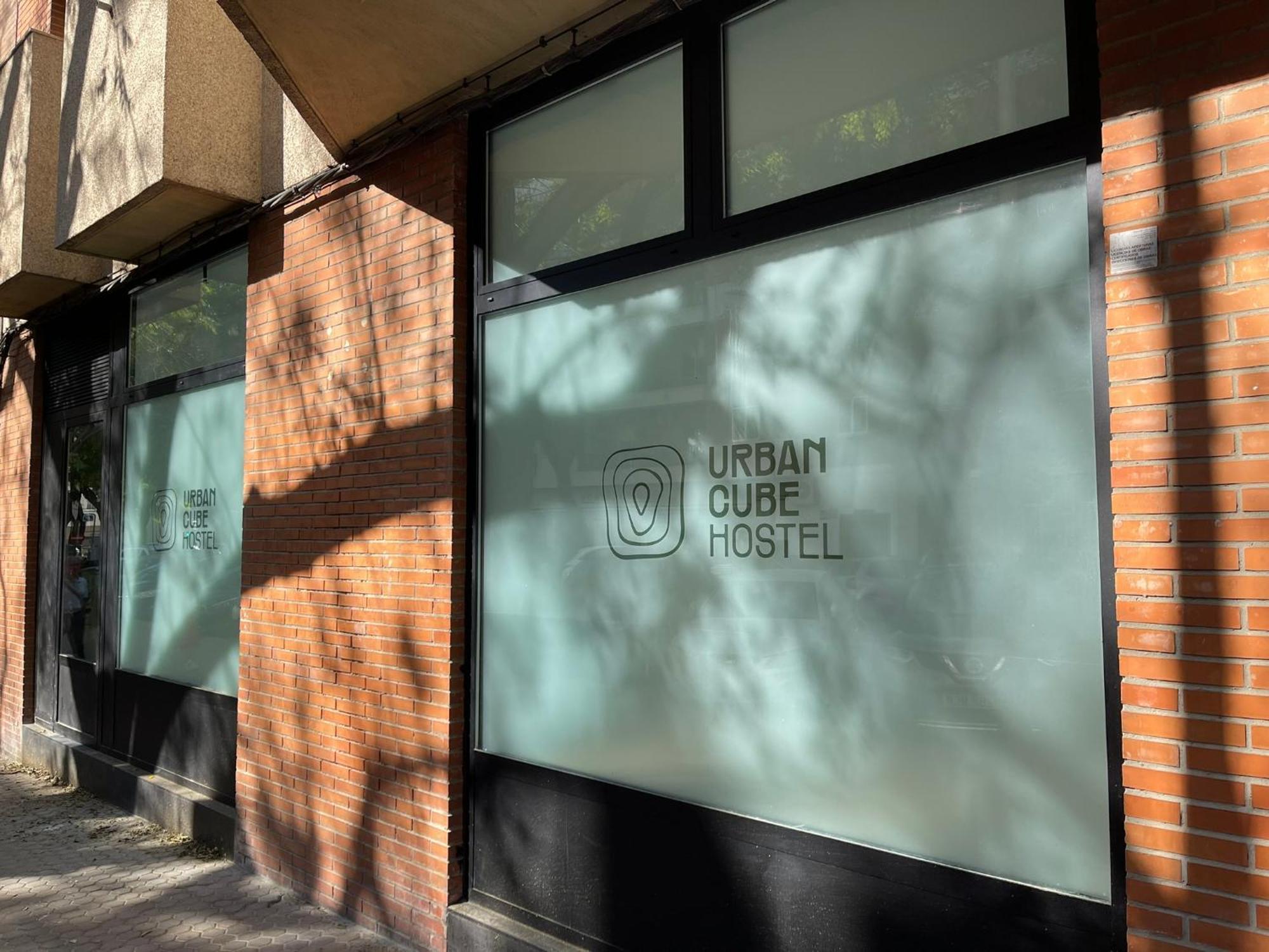 Urban Cube Hostel Sevilla Esterno foto